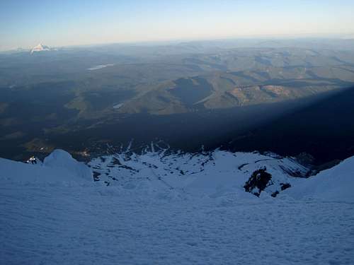 Hood's Summit plateau with ski park in background. Jefferson in distance