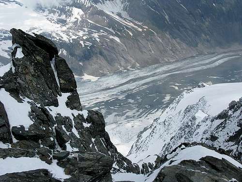 View down on Pasterze glacier...