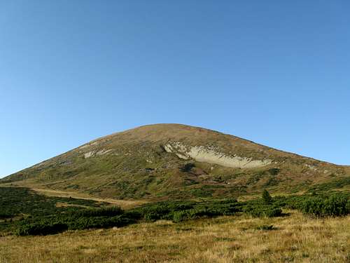Hoverla peak (2061m)
