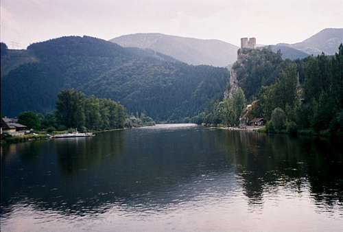 Váh river and Strečno historic castle (Little Fatra - Slovakia)