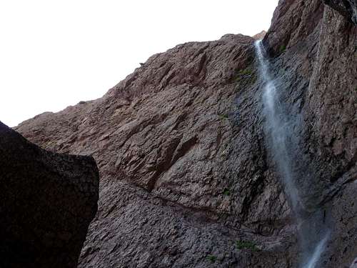 Hassandar waterfall (1)