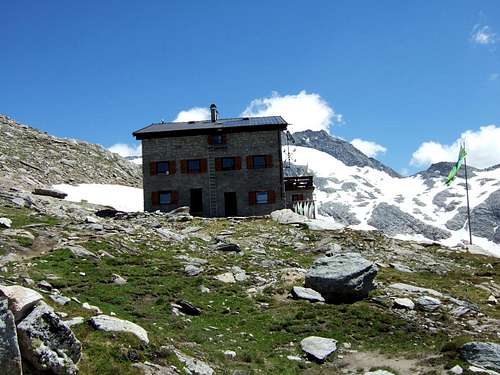 Gran Pilastro hut / Hochfeiler Hütte