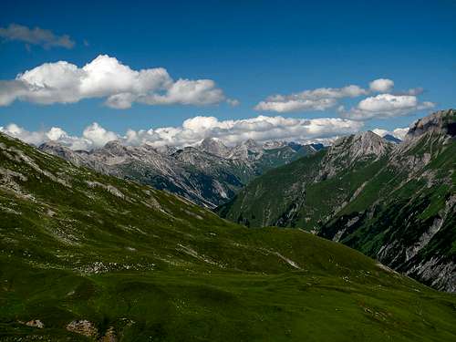 View down the Krabachtal valley to the Allgäu Alps
