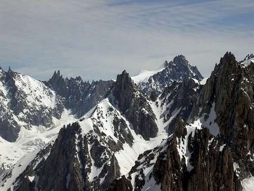 l'aiguille de Triolet (3870 m.)