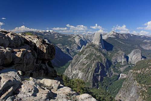 View of Yosemite from Illilouette Ridge
