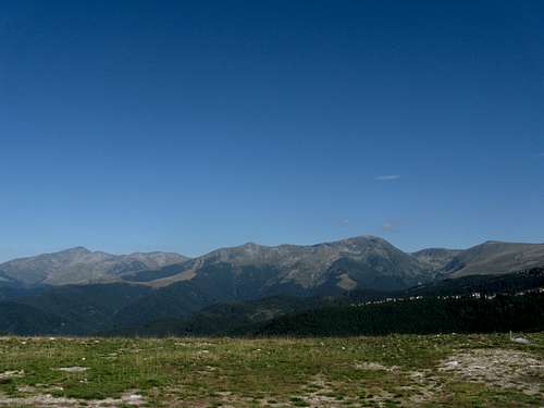 southern face of Parâng Mountains 