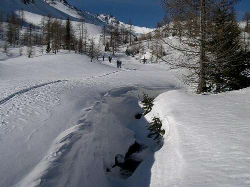 Ski mountanering to Mont...