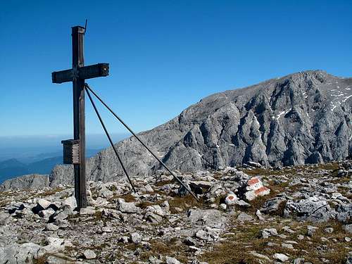 The summit cross on the Hohes Brett (2338m)