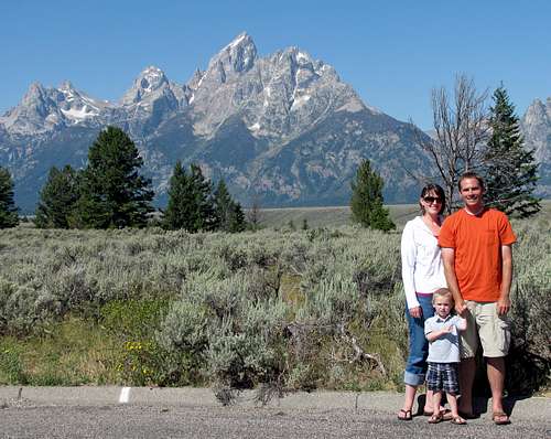 Snake River lookout family photo