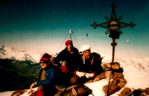 On EMILIUS's SUMMIT January 05th, 1975 Five WINTER ASCENT first & sole in day from Gimillan