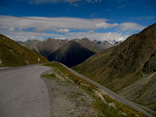 Soldener Glacier Road