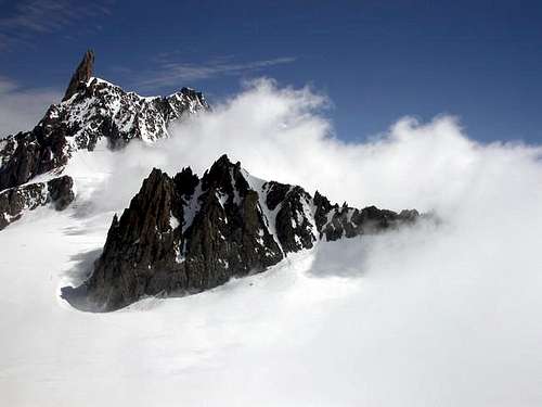 l'aiguille Marbrées (3536 m.)
