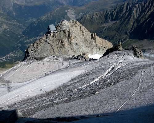 Looking down on the cable station at Petite Aiguille Verte