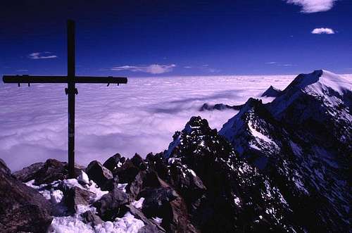 Deserted Lagginhorn summit