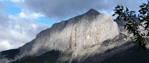 Mount Rundle (east end) The...
