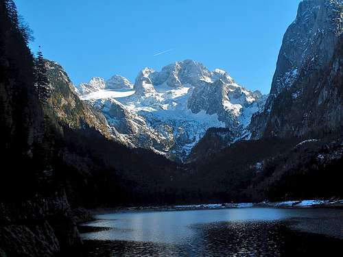 The wild Dachstein massif behind Lake Vorderer Gosausee