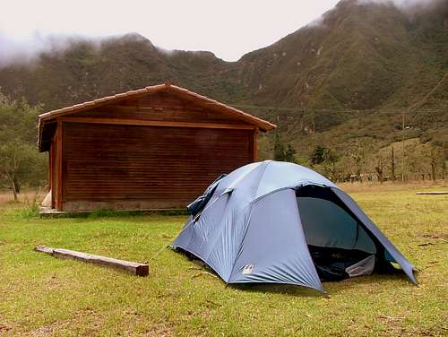 Pululahua campground.