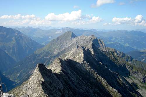 View along the ridge from Gigalitz to Tristner