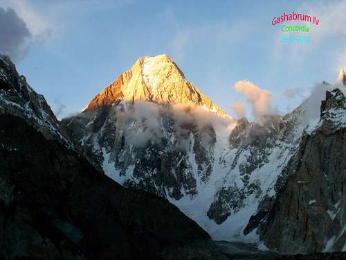 Gashabrum Peaks, Pakistan