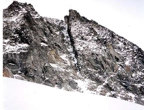 Northwest Ice Couloir of Eldorado Peak