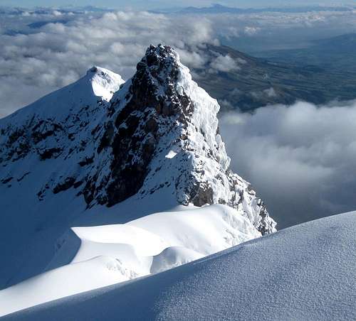 Iliniza Sur summit ridge