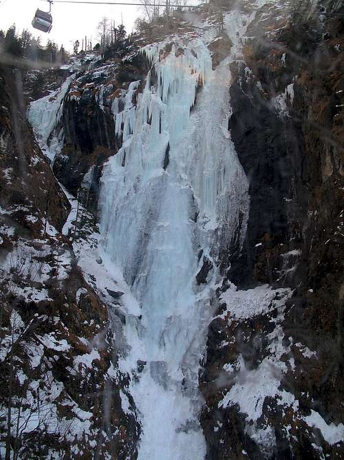Impressive frozen waterfall