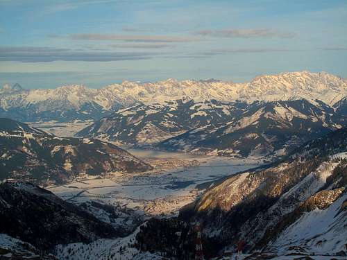 View down to Kaprun and Zell am See with Steinernes Meer and Hochkönig behind