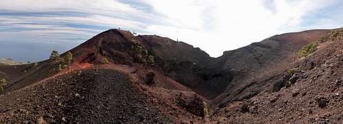 The crater of Volcan Martin