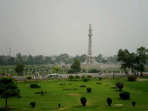 Minar-e- Pakistan, Pakistan