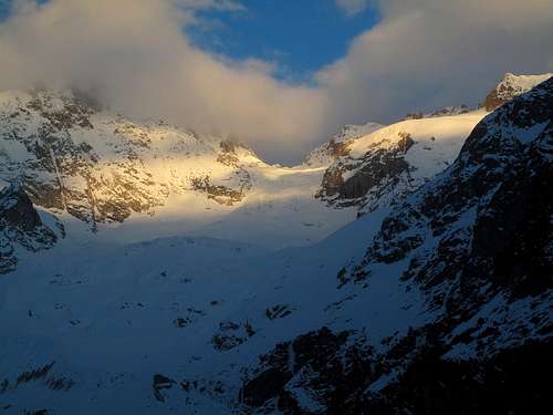 The Col de l'A Neuve (3403m)...