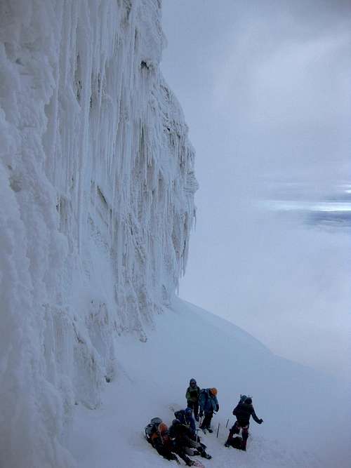 A few groups waiting below the crux on Cotopaxi