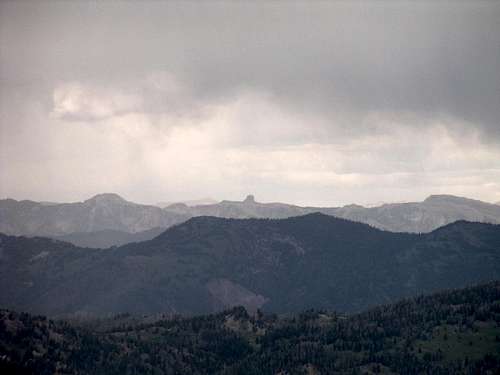 Pinnacle Peak in the distance