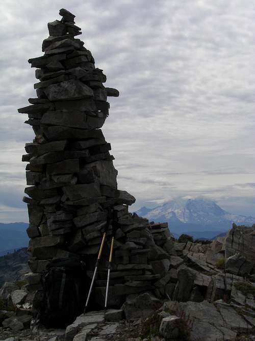 Alta summit cairn and the mountain
