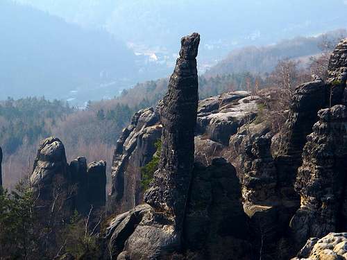 Interestingly shaped rock in the Schrammsteine