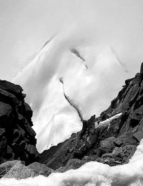 Glaciers of the Gran Paradiso 