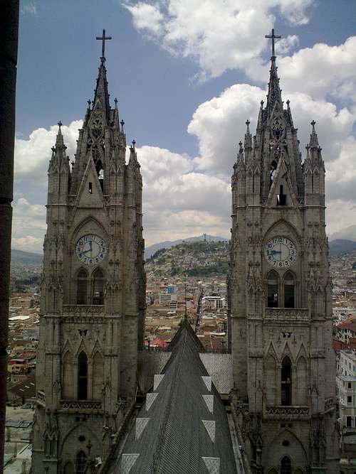 Twin towers, Quito.