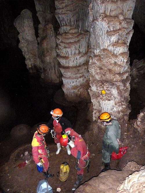 GhelaiChi cave