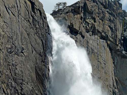Upper Yosemite Falls crashing down