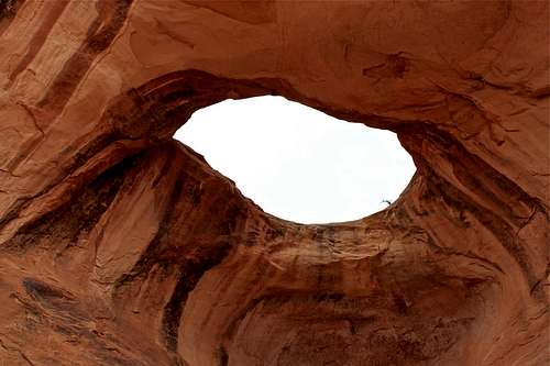 Hole in the Bowtie Arch