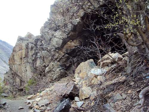 Farmington Canyon Cave