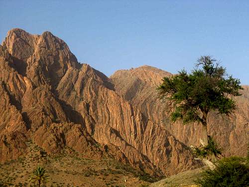 Lion's Head, Jebel El Kest