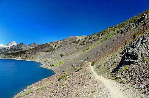 Saddlebag Lake Trail, east side