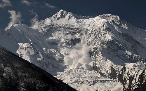 Annapurna II avalanche