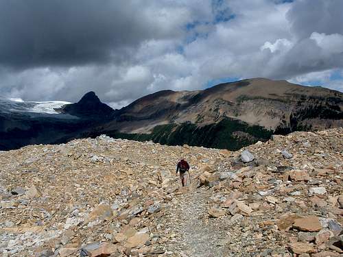 Iceline Trail - Isolated Peak and the Whaleback