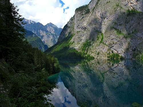 On the trail leading along Lake Obersee