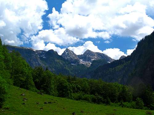 View from Saletalm pasture to the Teufelshörner (