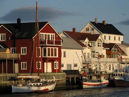 Rorbuer in Henningsvaer