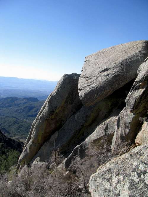 Slabby, overhanging rocks