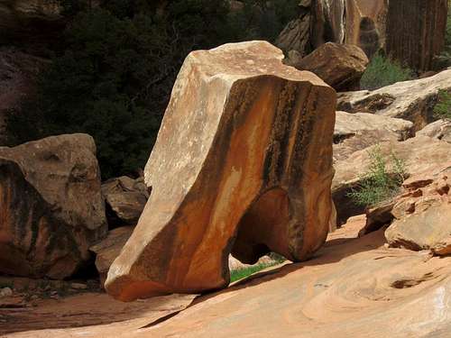 Balanced Boulder