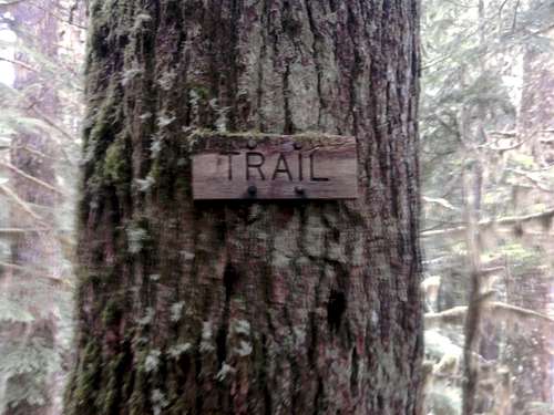 Sign marking Cave Falls path